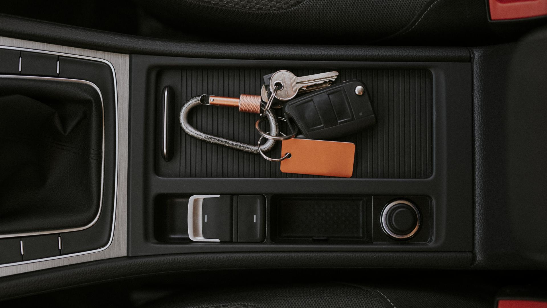 car-key-center-console-space